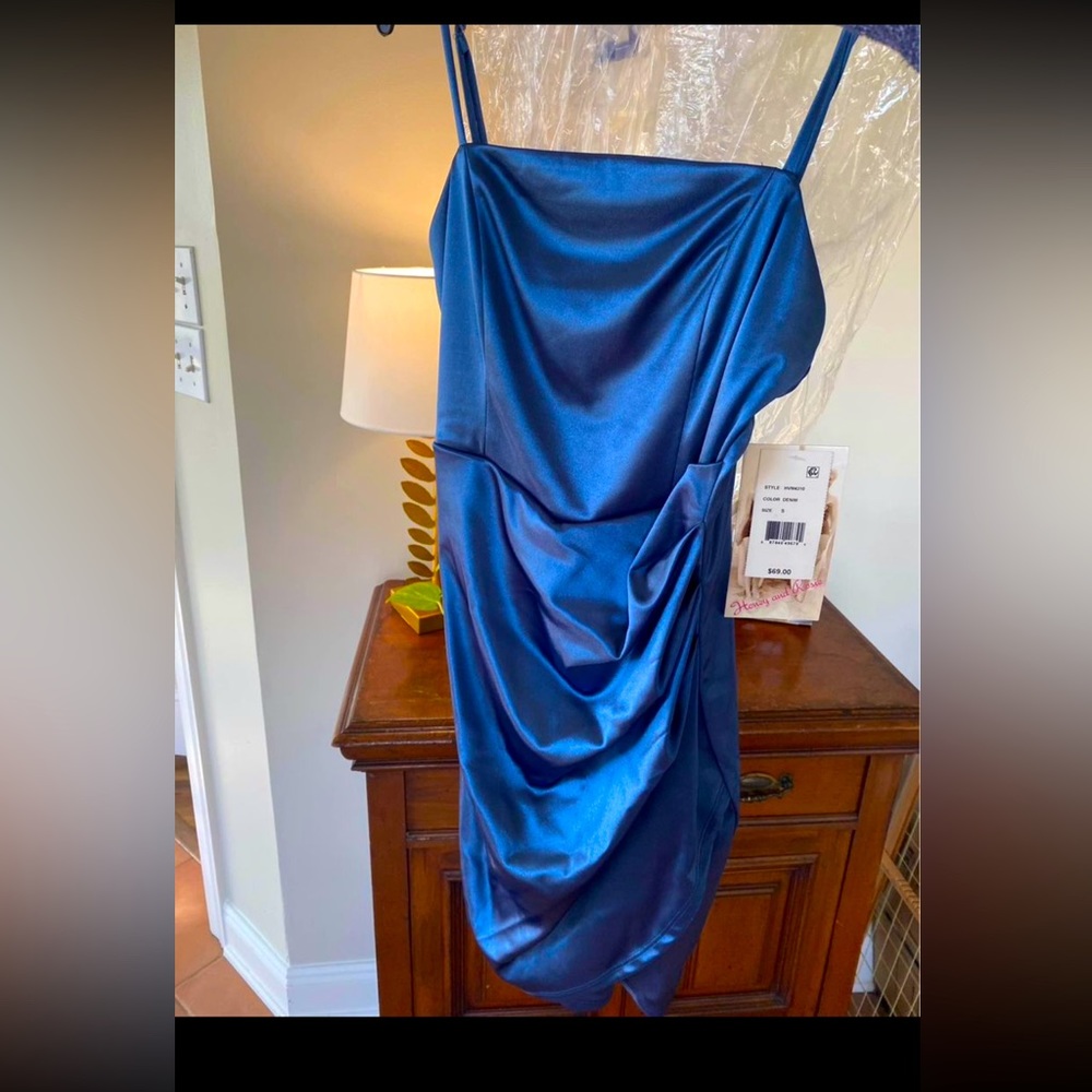 Girl’s Dress, NWT, Size Small